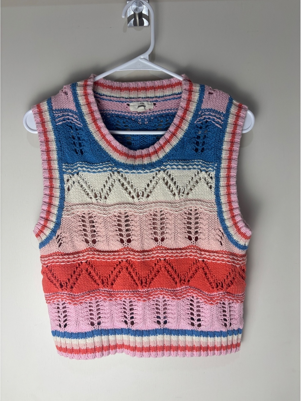 Entro Women’s M Open Knit Sweater Vest Pink Blue Coral Boho Crochet